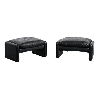 Maralunga Ottomans by Vico Magistretti for Cassina, Italy, 1973, Set of 2 For Sale