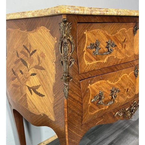Vintage French Style Walnut Chest of Drawers with Marble Top For Sale - Image 12 of 18