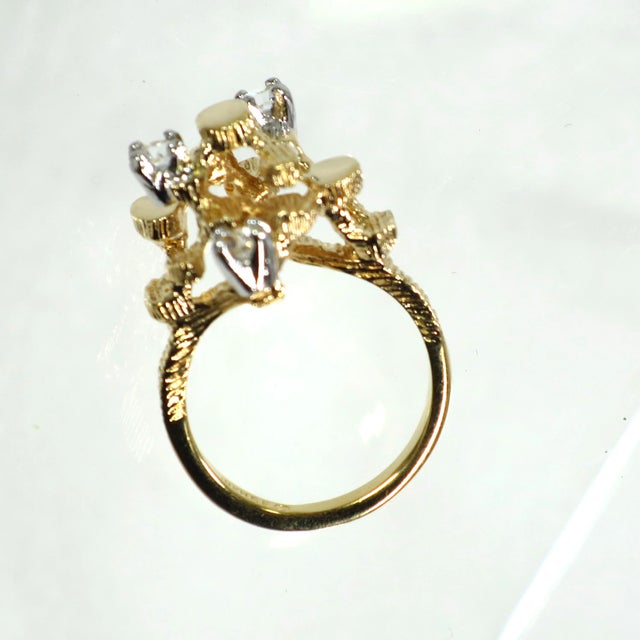 1960s Vintage 1960s Designer Mid Century Modern Cocktail Ring Size 6 For Sale - Image 5 of 5