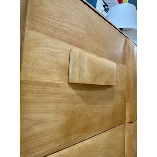 1950s 1950s Heywood Wakefield ‘Riviera’ Highboy Dresser For Sale - Image 5 of 11