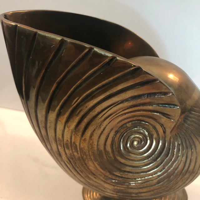 Mid-Century Modern 1970s Brass Conch Shell Footed Planter For Sale - Image 3 of 9