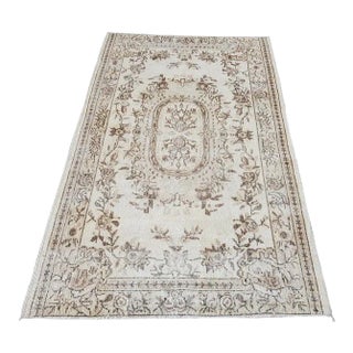 Vintage Oushak Traditional Handmade Area Rug- 3′10″ × 6′7″ For Sale