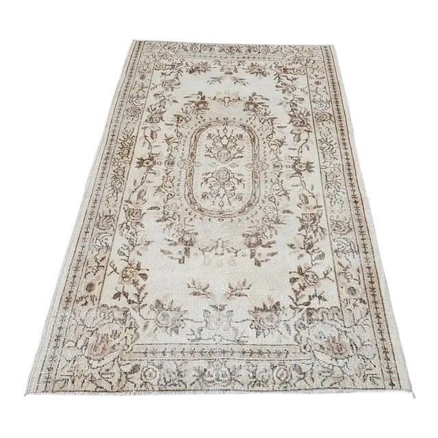 Vintage Oushak Traditional Handmade Area Rug- 3′10″ × 6′7″ For Sale