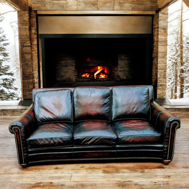 Carter Brothers Experience Timeless Elegance and Unparalleled Comfort With This Rare Jackson Carter Leather Italia Collection For Sale - Image 4 of 10