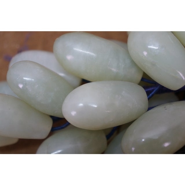 Pair Mid Century Chinoiserie Green Jade Grape Cluster Sculptures Leaves Vine For Sale - Image 9 of 12