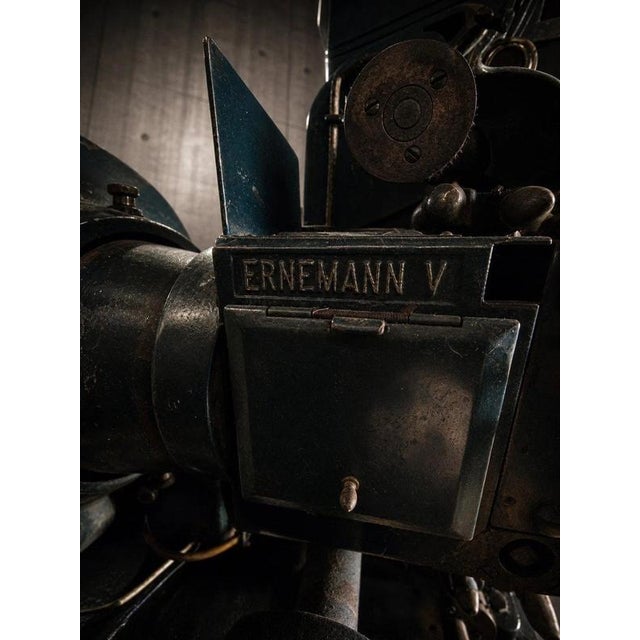 Ernemann V Carbon Arc 35mm Cinema Projector on Original Pedestal, 1920s For Sale - Image 10 of 15