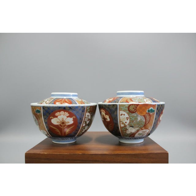 Japanese Imari Porcelain Covered Rice or Soup Bowl With Lid Set of 6 For Sale In Portland, OR - Image 6 of 18
