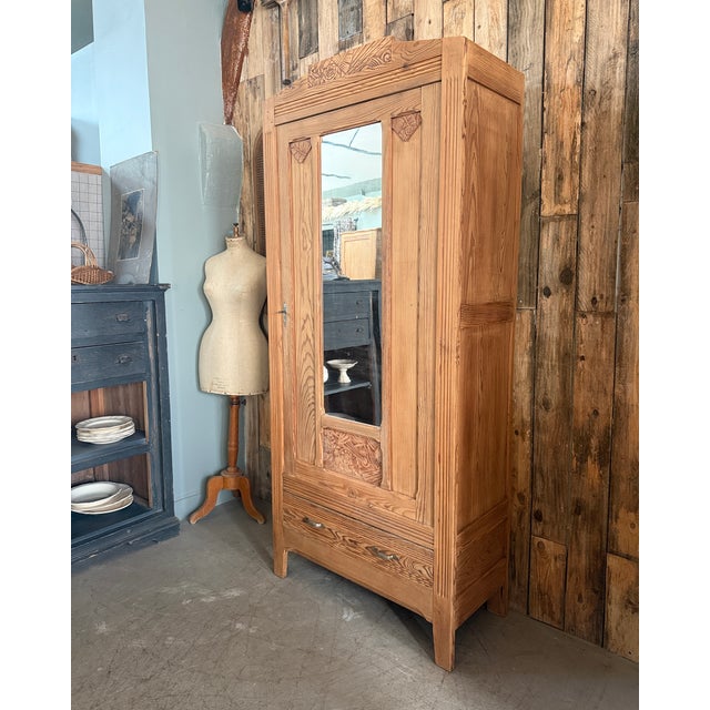 Parisian Art Deco Bonnetière, 1930s For Sale - Image 9 of 16