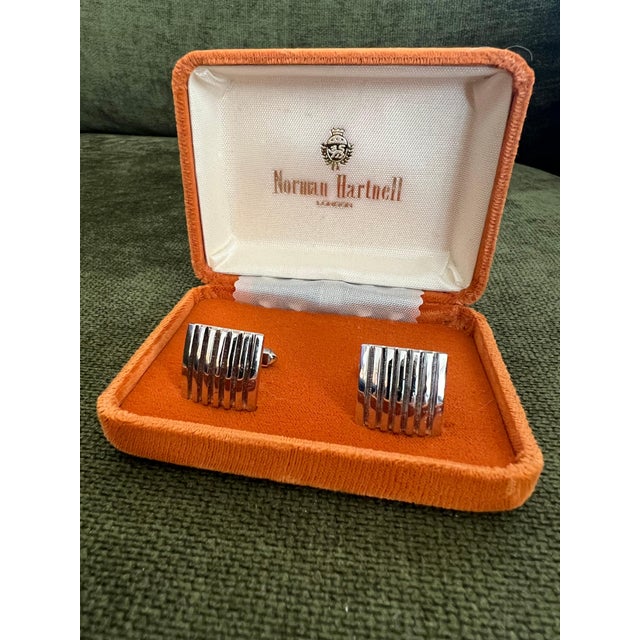 Sir Norman Hartnell Vintage Silver Plated Cufflinks In Original Velvet Case For Sale - Image 17 of 18