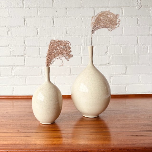Mid-Century Modern Pair of Mid-Century Handmade Bud Vases For Sale - Image 3 of 3