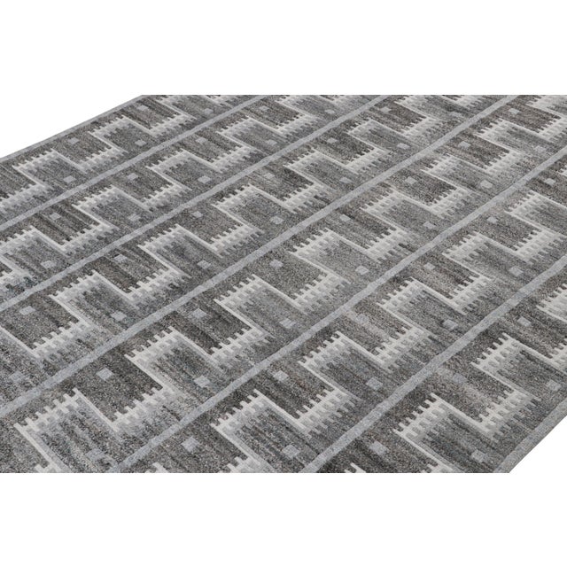 This 10x14 indoor-outdoor rug is a bold new addition to the Scandinavian Collection by Rug & Kilim. Hand-knotted in...