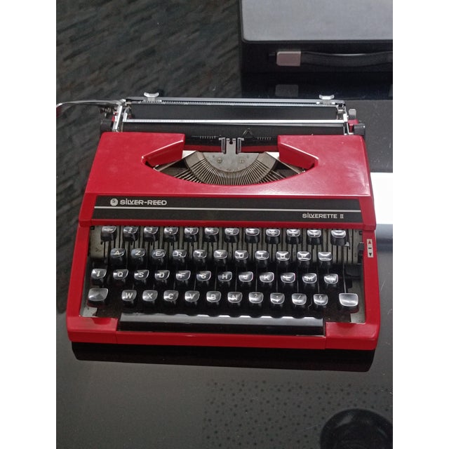 Silver Reed S2 Typewriter from Silver Seiko, 1977 For Sale - Image 12 of 12