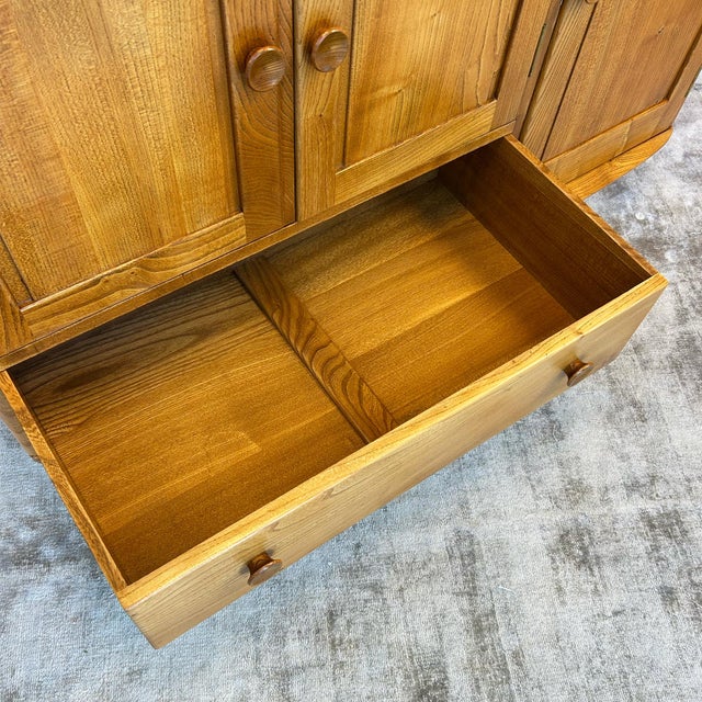 Model 467 Elm Sideboard by Lucian Ercolani for Ercol, 1950s For Sale - Image 18 of 18