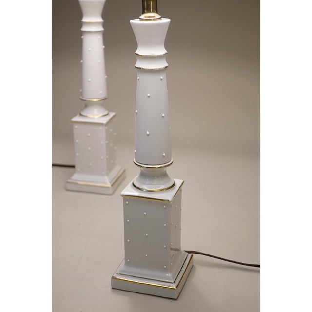 Ceramic Matched Pair Lenox Quoizel Neoclassic Hollywood Regency Modern Column Porcelain Table Lamps 1960's For Sale - Image 7 of 14