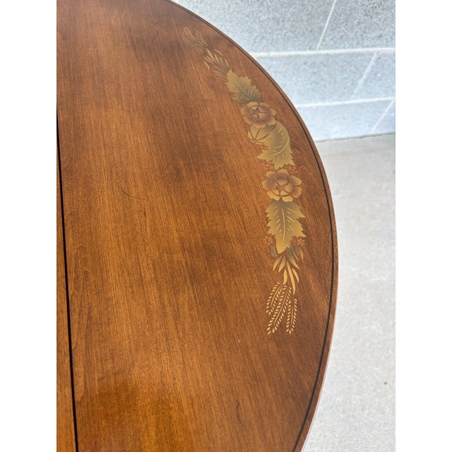 Brown Hitchcock Harvest Maple Hepplewhite Style Drop Leaf 42" Dining Table For Sale - Image 8 of 12