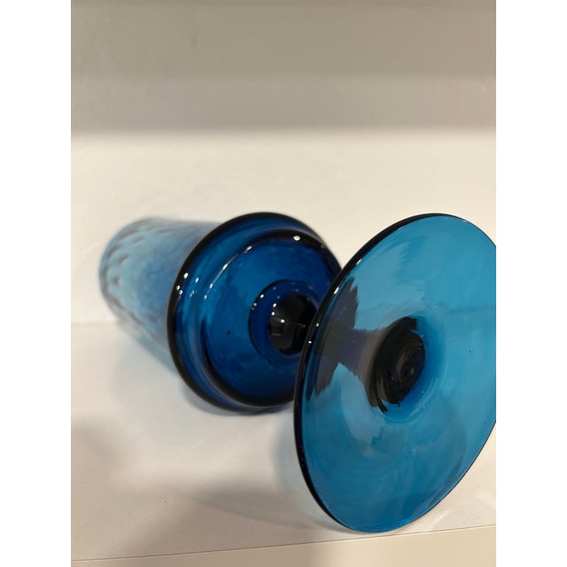 1960s Mid Century Modern Empoli Deep Teal Blue Optic Art Glass Vase With Pedestal - Italian Mouth Blown Empoli For Sale - Image 9 of 12