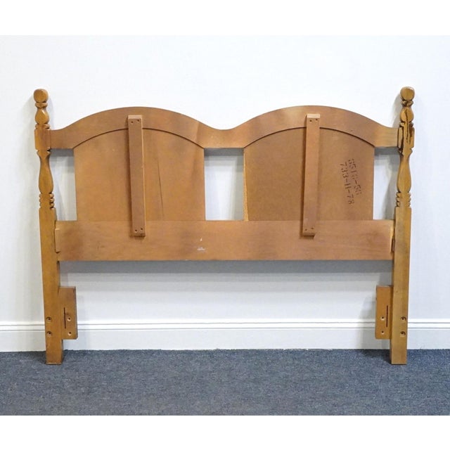 Bassett Broyhill Premier Early American Country Style Solid Oak Queen Size Headboard 6510-56 For Sale - Image 4 of 5