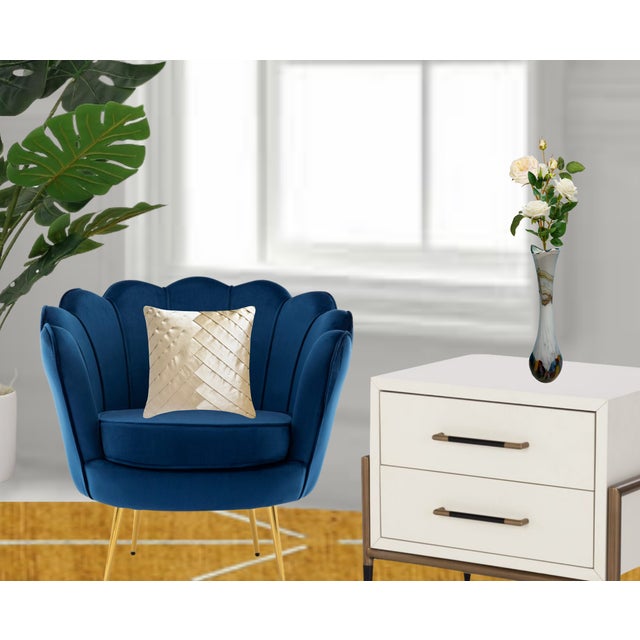 Art Glass Bud White With Polychromatic Base Vase For Sale - Image 11 of 18