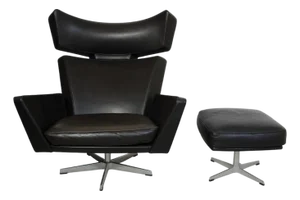 Set of Ox Chair and Ottoman in Black Grace Leather by Arne Jacobsen