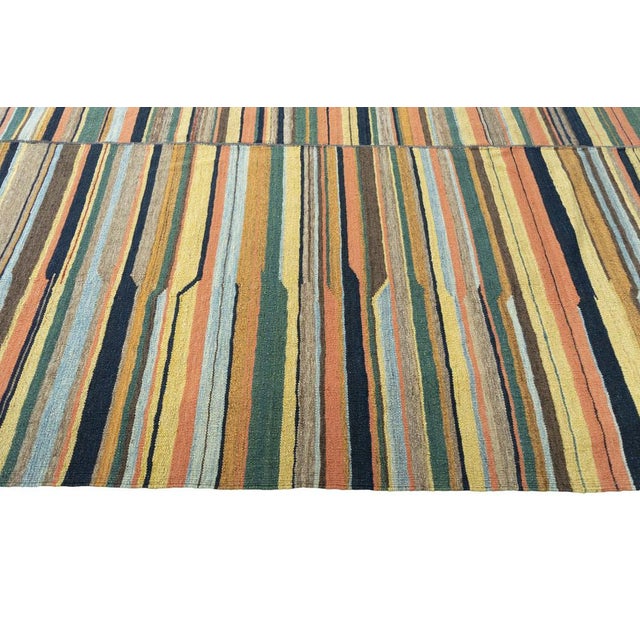 Textile Handwoven Fars Kilim Rug in Wool For Sale - Image 7 of 9