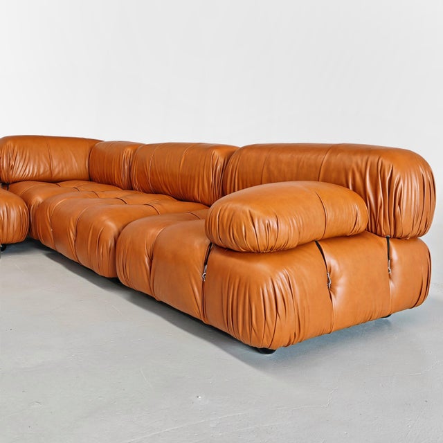 Mario Bellini Large Leather Camaleonda Sofa by Mario Bellini for B&B, 1970s, Set of 5 For Sale - Image 4 of 16
