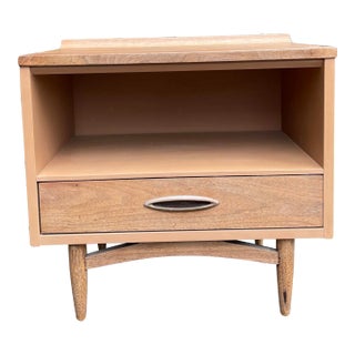 1960s Mid-Century Modern Vintage Broyhill Sculptra Nightstand For Sale