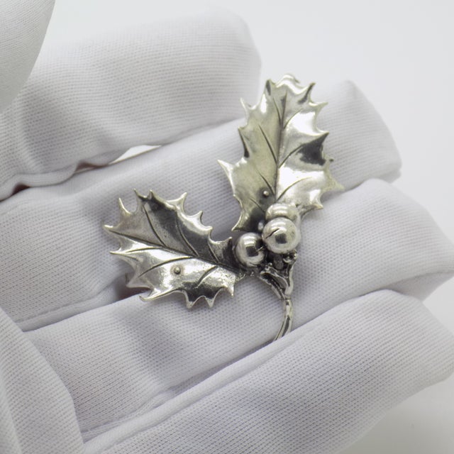 Metal Vintage Italian Handmade Genuine Silver Mistletoe Christmas Decoration From Padua, 1980s Solid 800 Silver Holiday Botanical Miniature Gift For Sale - Image 7 of 11