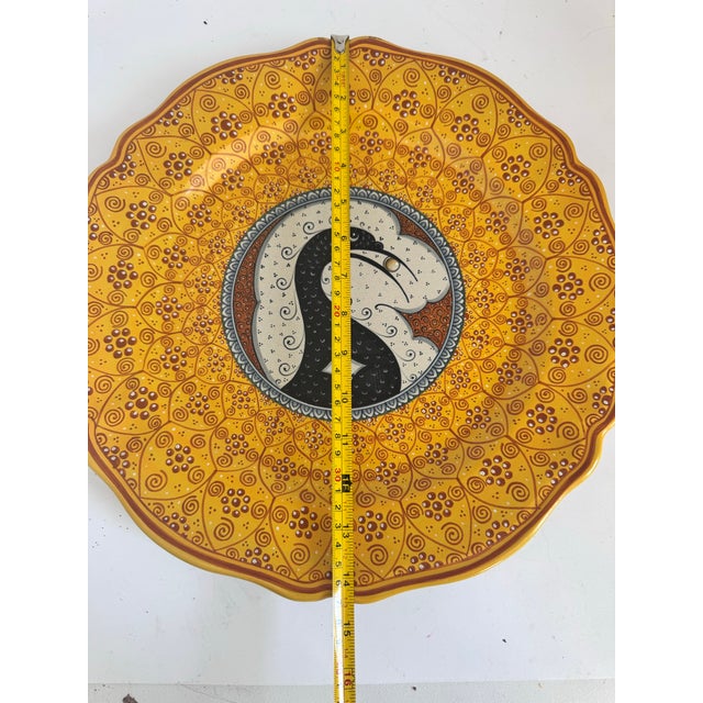 2010s Deruta Hand-Painted Ceramic Majolica Bird Plate / Platter For Sale - Image 5 of 9