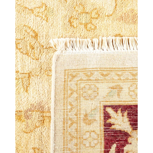 1990s Vintage Traditional Hand Knotted Wool Area Rug, Ivory - 6'2" X 9'3" For Sale - Image 5 of 9