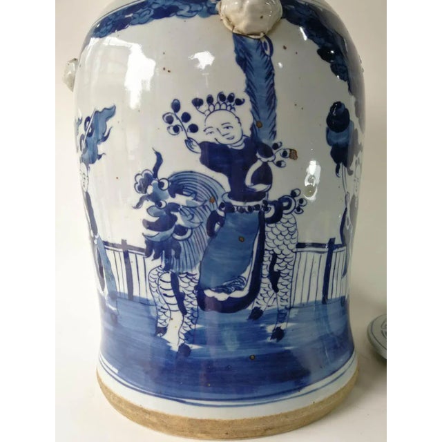 Chinese Blue and White Porcelain Ginger Jar With Hand Painted Playing Children For Sale In Greensboro - Image 6 of 12