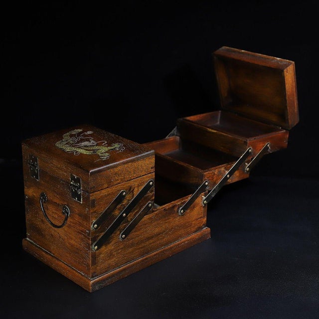 Late 20th Century Huali Rosewood Expanding Box Inlaid With Mother-of-Pearl For Sale - Image 5 of 10