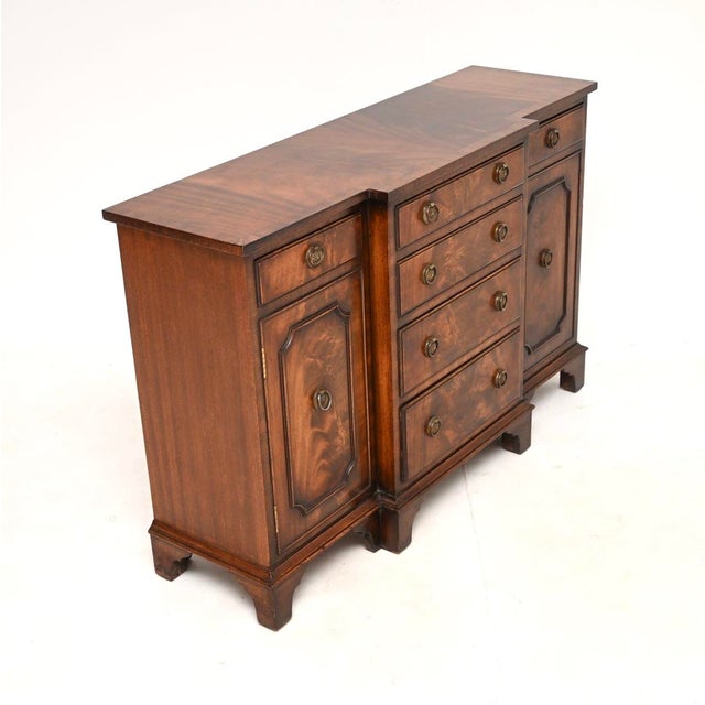 Small Georgian Style Breakfront Sideboard, 1930s For Sale - Image 4 of 10