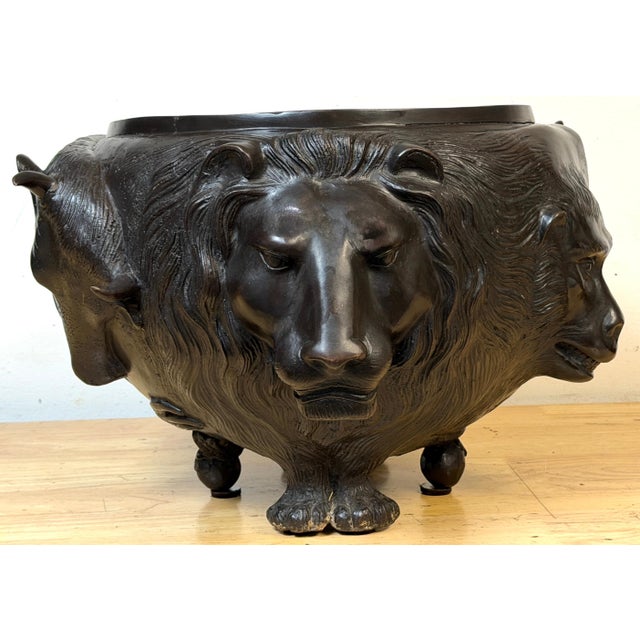 Large Meiji Japanese Bronze Zoomorphic Jardinière Attributed to Genryusai Seiya For Sale - Image 12 of 18