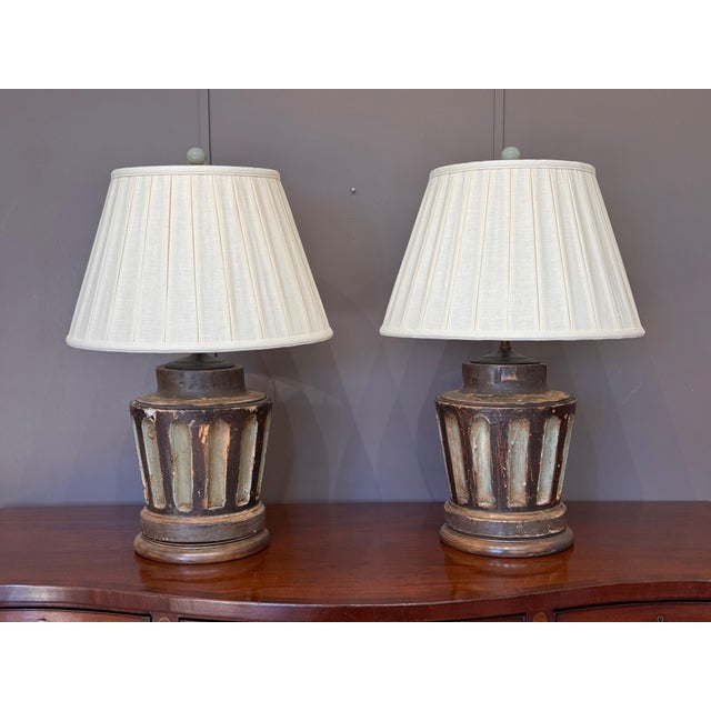 Neoclassical Pair of 19th Century Carved Wood Neoclassical Column Lamps For Sale - Image 3 of 13