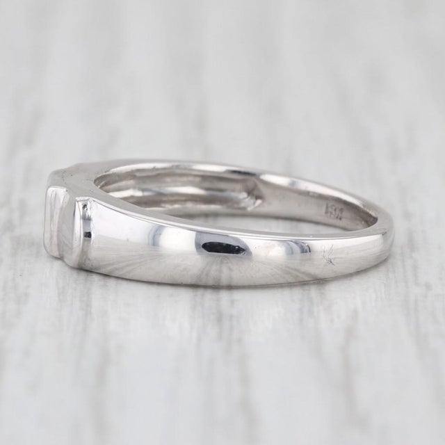 Gemstone Information: - Natural Diamond - Carats - 0.20ct Cut - Princess Color - H Clarity - VS2 Metal: 18k White Gold...