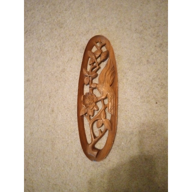 EXQUISITE Carved Wood Humming Bird & Floral 7"x22" Oval Wall Decor. There is a crack in wood on back as seen in picture...
