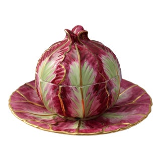Late 20th Century Mottahedeh Red Cabbage Tureen With Under Plate For Sale