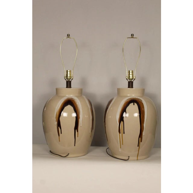 Mid 20th Century Large Scale Jane and Gordon Martz Style Lamps - a Pair For Sale In Miami - Image 6 of 12