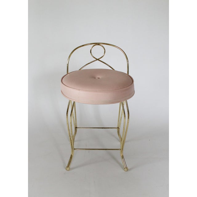 Mid-Century Modern Vintage Pale Pink & Brass Vanity Seat / Stool / Chair For Sale - Image 3 of 16