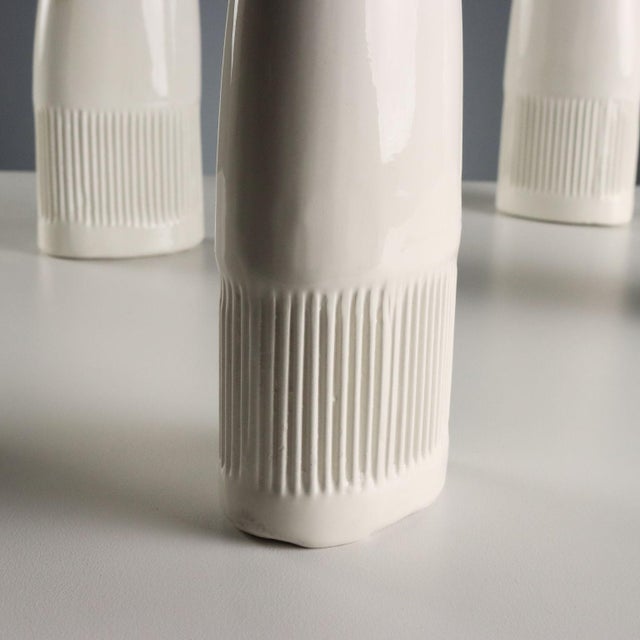 Porcelain Lungavilla Glove Molds from Pirelli, Set of 5 For Sale - Image 11 of 13