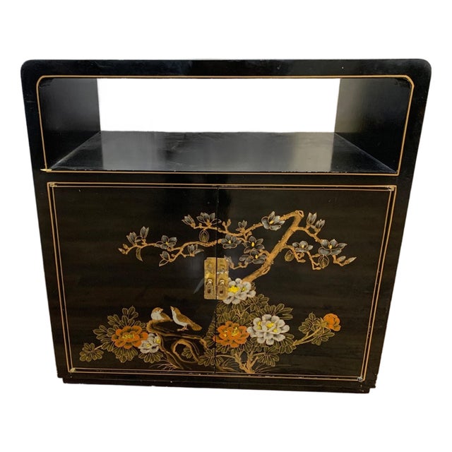 Vintage Chinese Asian Chinoiserie Floral Cabinet ~ Black Lacquered Side Table For Sale
