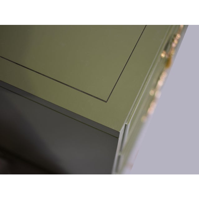 Mid Century Traditional Dresser Sideboard by Union National Jamestown Ny in Green - Newly Painted For Sale - Image 12 of 14