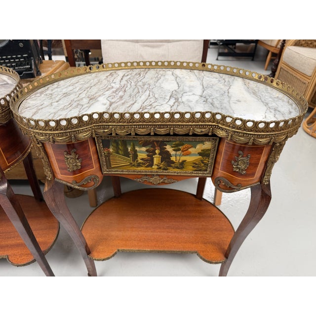 French Marble-Topped Kidney-Shaped Side Tables, Set of 2 For Sale - Image 11 of 12