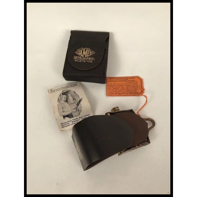 Fabulous barbershop collectible James Stropper patented in 1919, in original Moroccon leather case, for Gillette type...