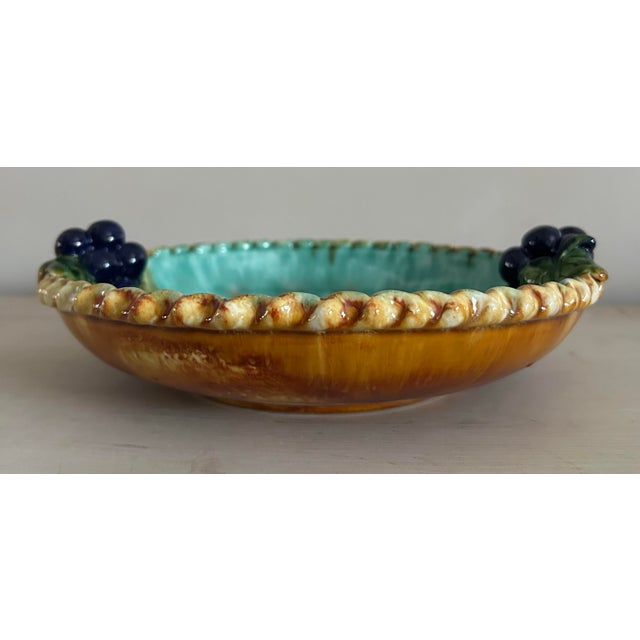 1950s Antique 1950’s St Peter Graz Austrian Majolica Blue Pie Dish With Grapes For Sale - Image 5 of 7