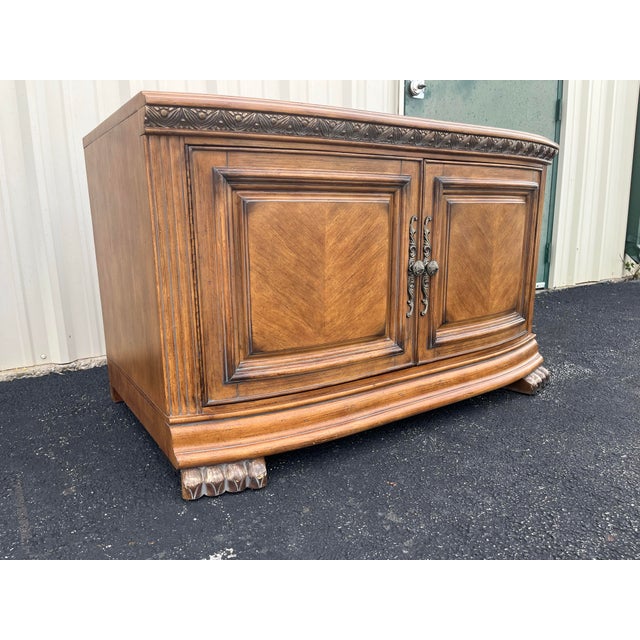 Michael Amini Aico Paw Foot Media Console Cabinet For Sale - Image 4 of 12