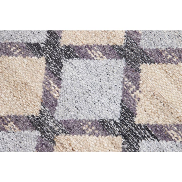 Modern Swedish Style Handmade Gray and Beige Geometric Designed Wool Runner For Sale In New York - Image 6 of 7