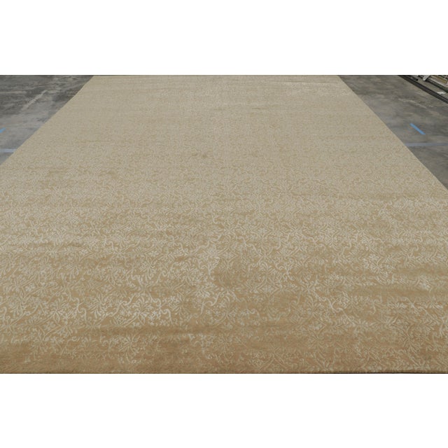 This 12x16 contemporary rug is an exciting, luxurious new addition to the European rug collection at Rug & Kilim’s New...