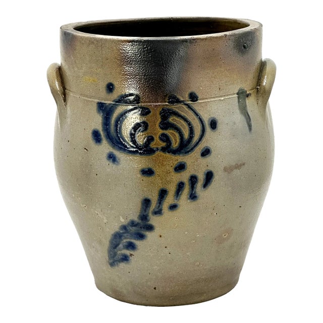 Rare Small 1 Gallon Size Ovoid Style Antique American Blue Decoated Stoneware Storage Crock - Circa Approx 1830 For Sale