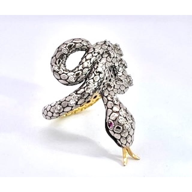 1980s Snake Ring Silver and Gold Diamond Studded For Sale In Los Angeles - Image 6 of 11
